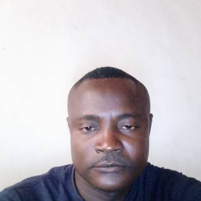 Efosa Uwensaken