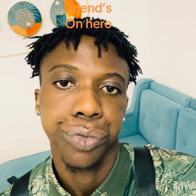 Akinola Bakare
