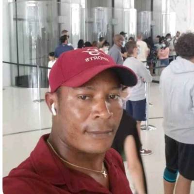 Michael wisdom Nwalozie