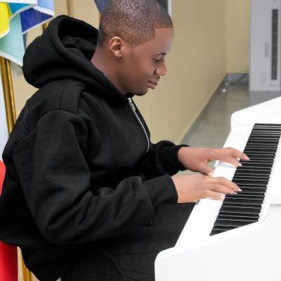 Elvis Owan
